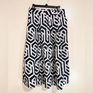 Black And White Geometric Print Maxi Skirt Size L Quiet Luxury Resort Academia